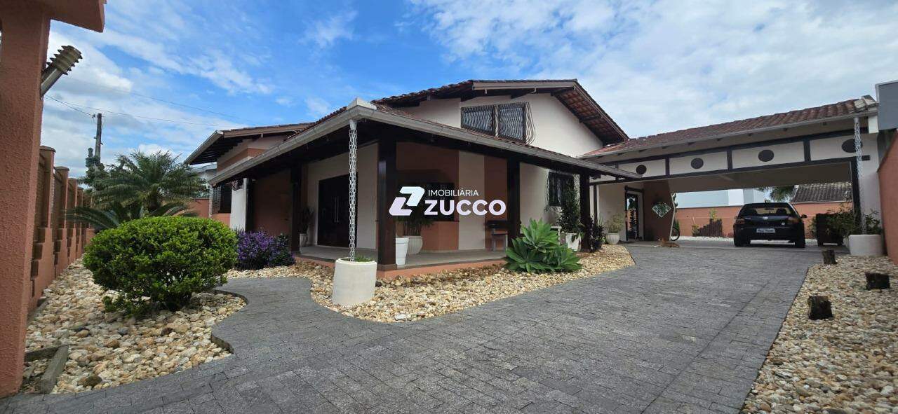 Casa à venda no Souza Cruz: 