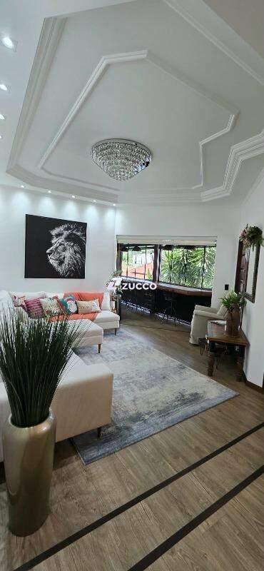 Casa à venda no Guarani: 