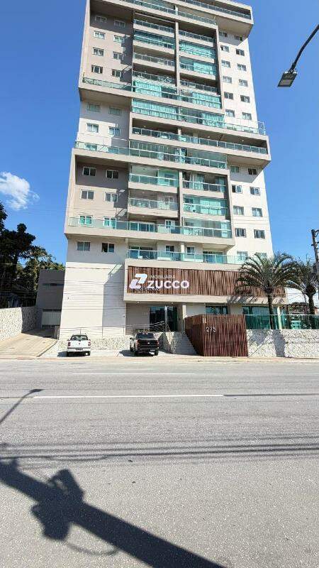 Apartamento à venda no Centro 1: 