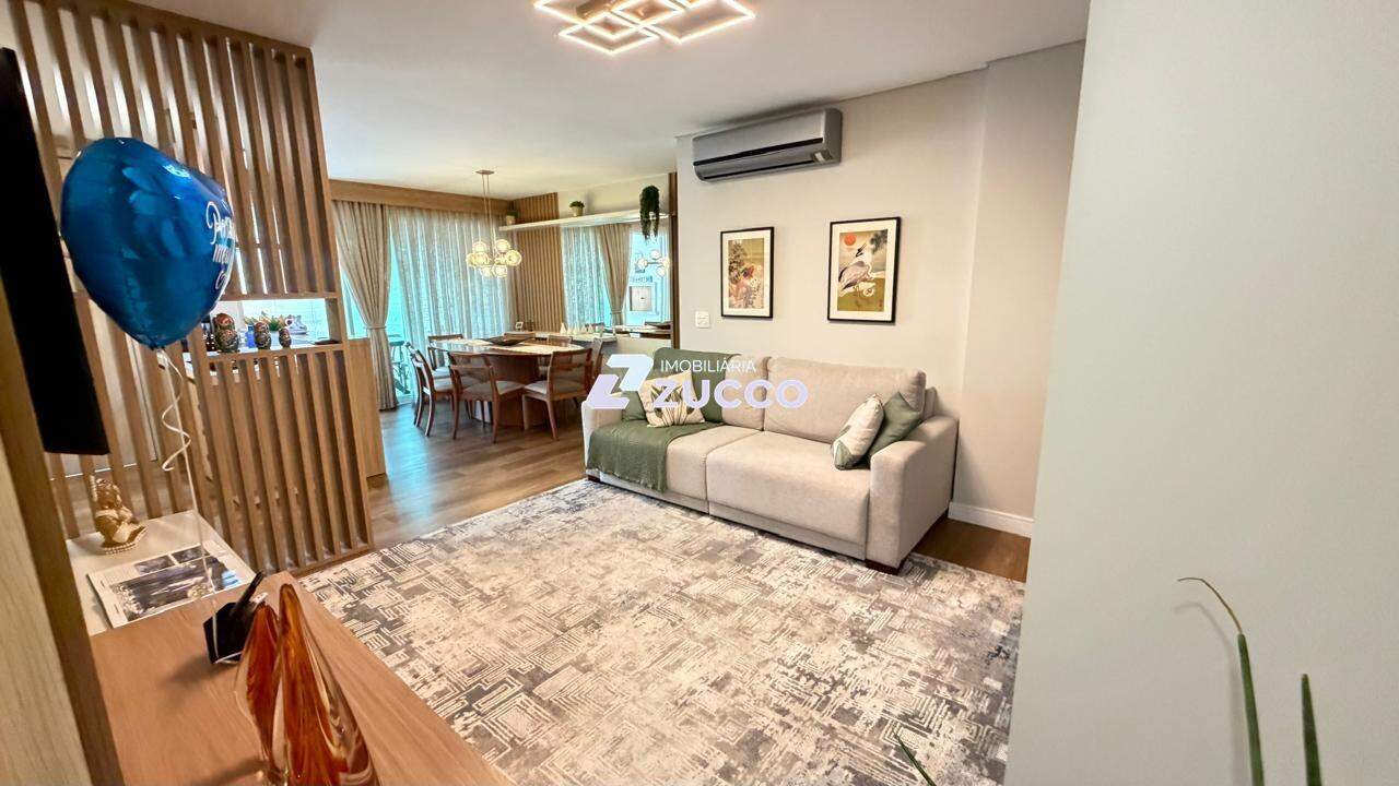 Apartamento à venda no Centro 1: 