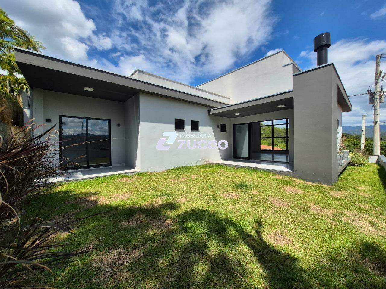 Casa à venda no Guabiruba sul: 