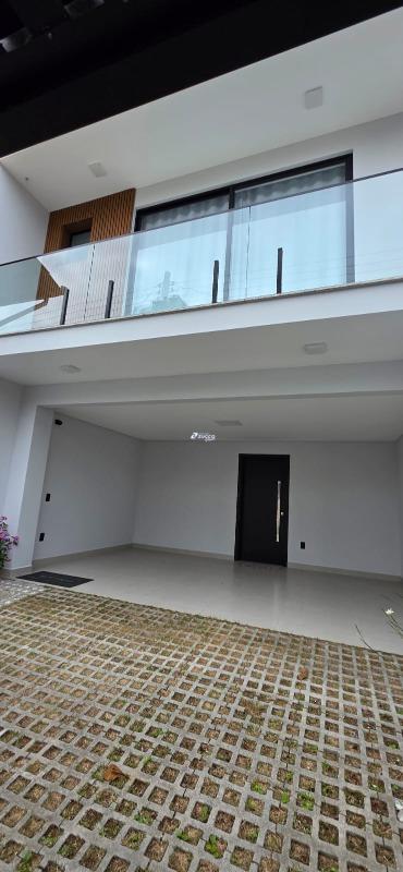 Casa à venda no Tabuleiro: 