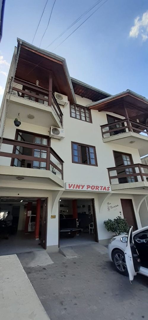 Apartamento à venda no Santa Terezinha: 