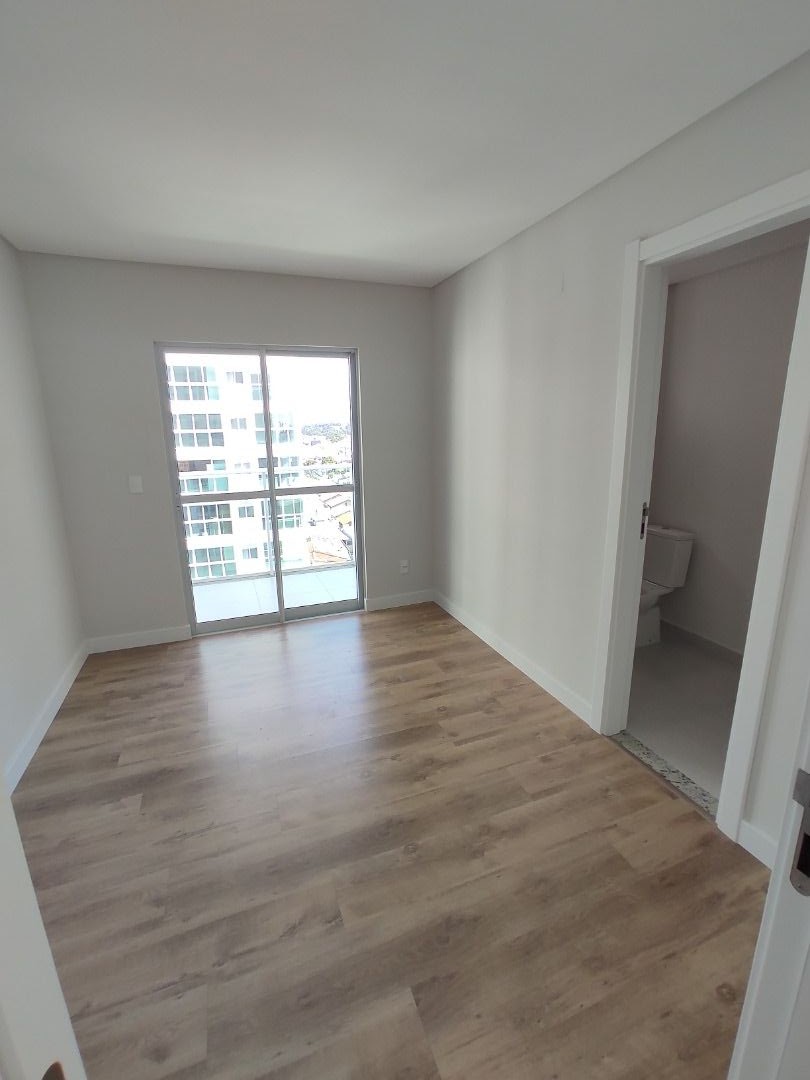 Apartamento à venda no Bairro Itacolomi: 