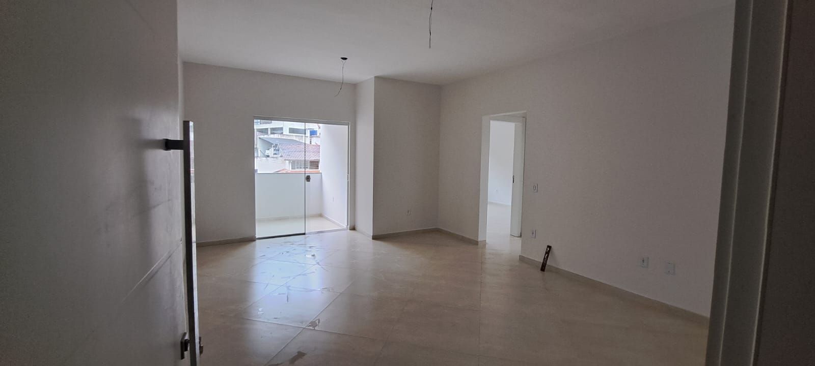 Apartamento à venda no Azambuja: 