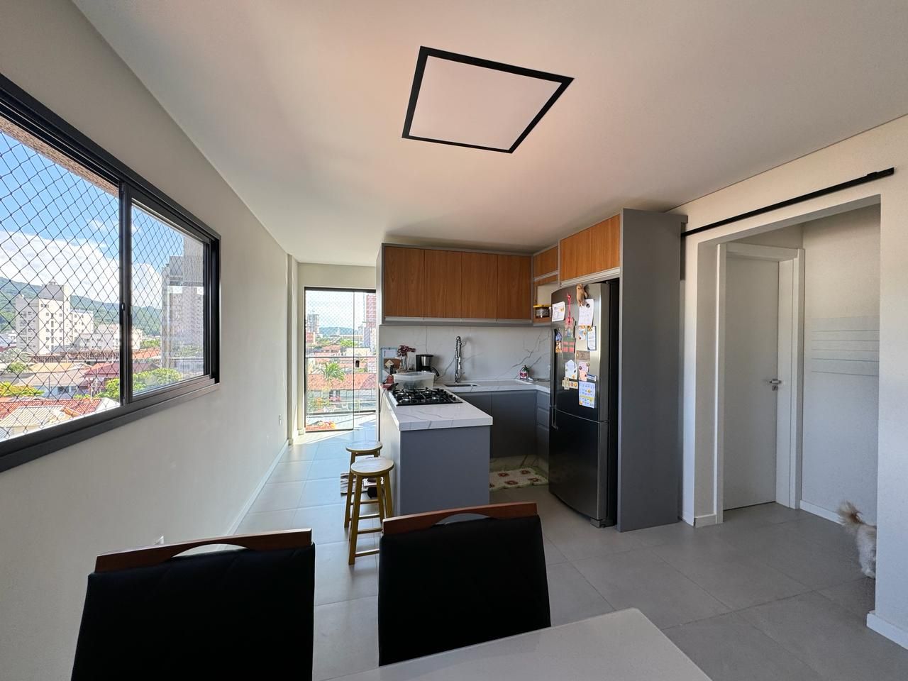 Apartamento à venda no Perequê: 