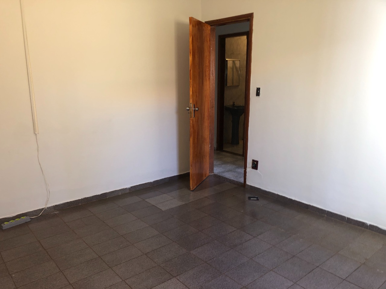 Casa para aluguel no COSTA TELLES II: 