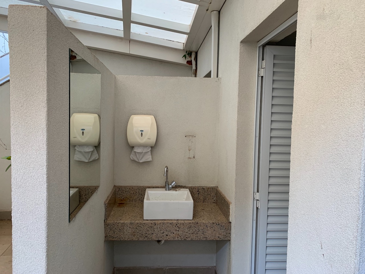 COMERCIAL para aluguel no Centro: 