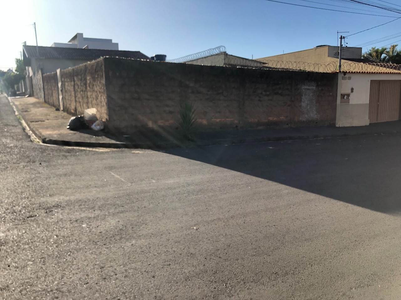 Terreno/Área para aluguel no Santa Maria: 