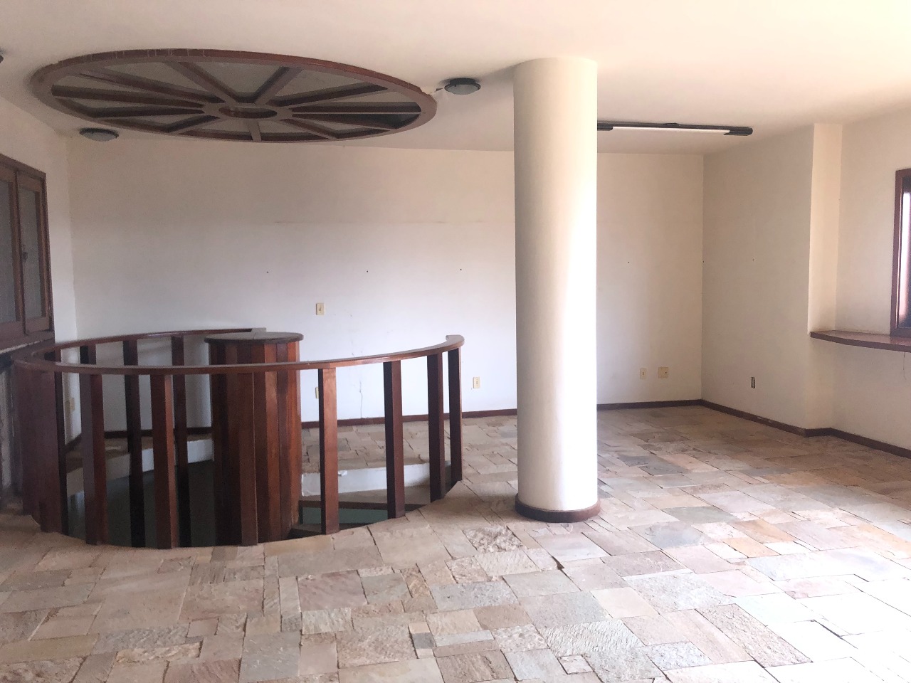 Apartamento para aluguel no mercês: 