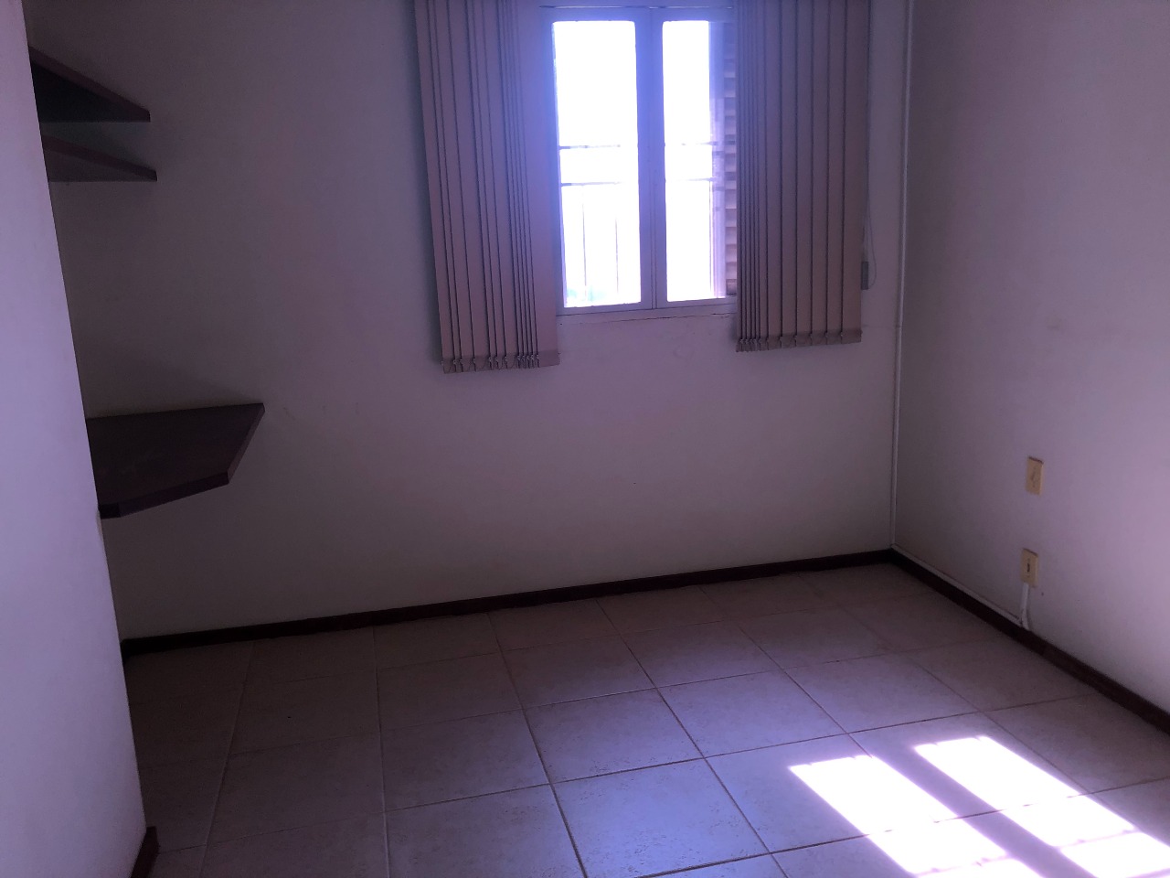 Apartamento para aluguel no mercês: 