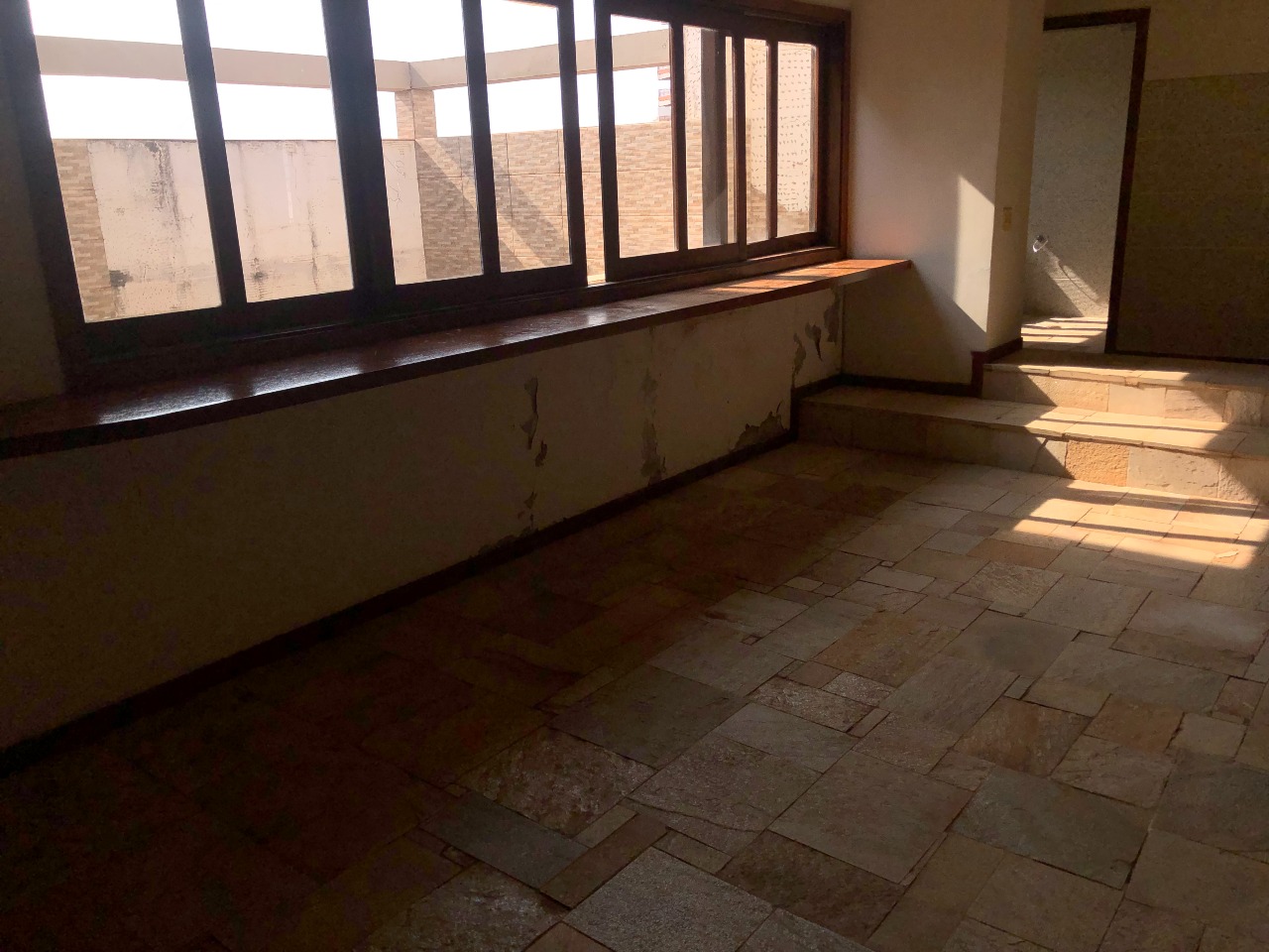 Apartamento para aluguel no mercês: 