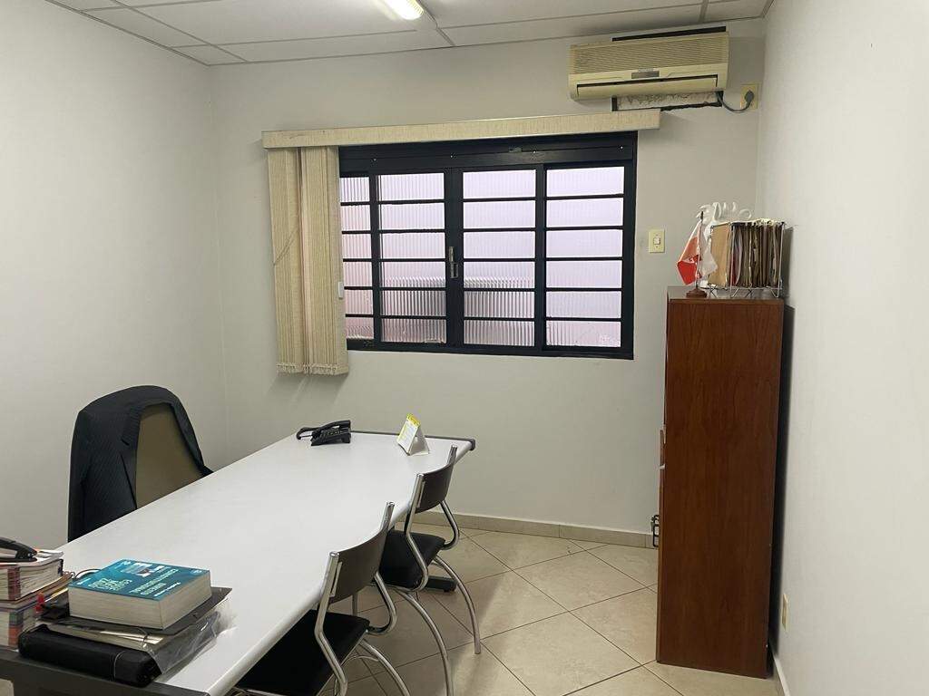 COMERCIAL para aluguel no Centro: 