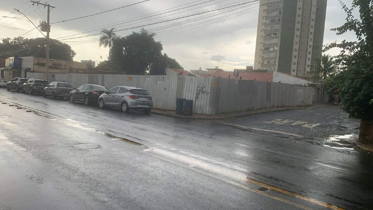 COMERCIAL para aluguel no mercês: 