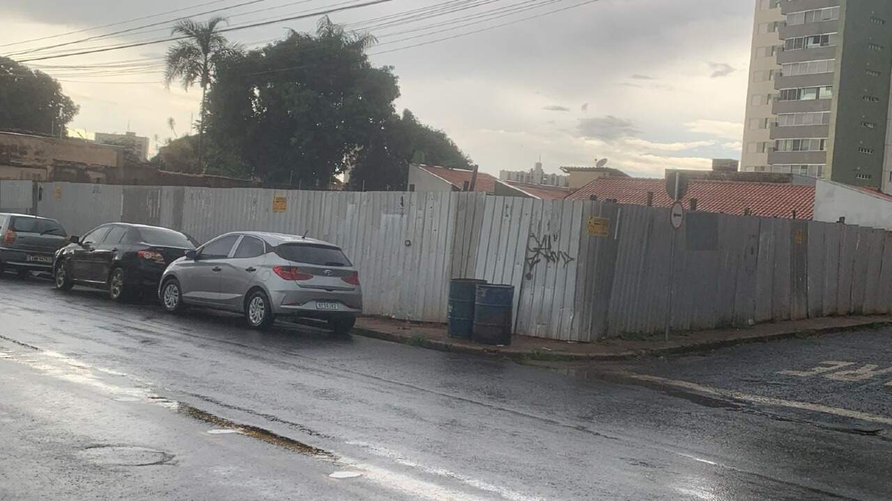 COMERCIAL para aluguel no mercês: 