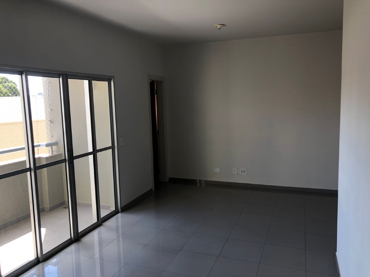 Apartamento para aluguel, 3 quartos, 1 suíte, 2 vagas, São Benedito - Uberaba/MG