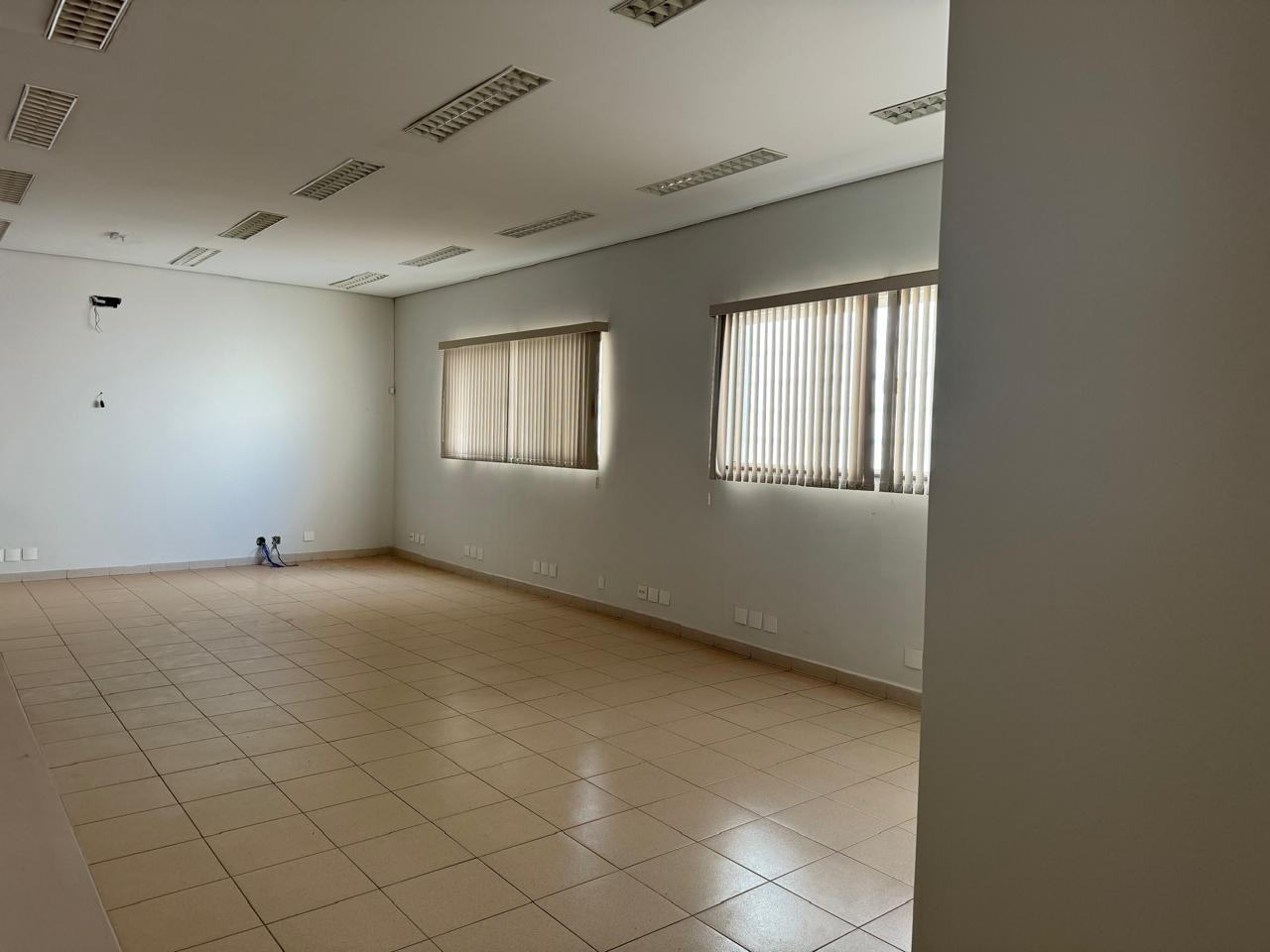 COMERCIAL para aluguel no Nossa Senhora da Abadia: 