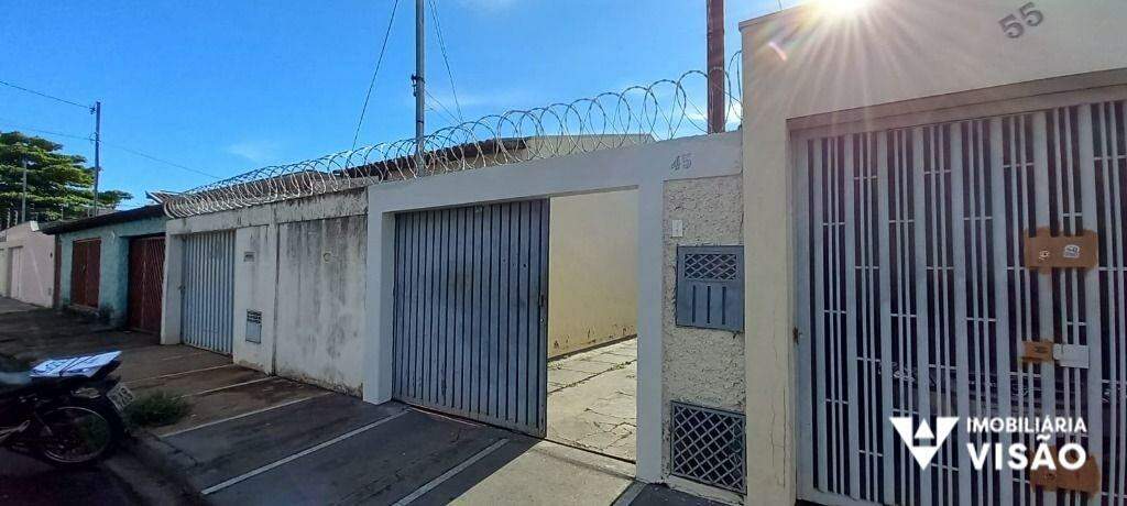 Casa para aluguel no Conjunto Costa Telles I: 