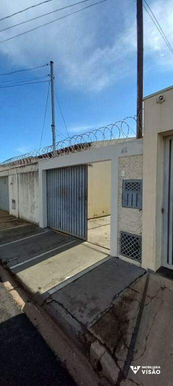 Casa para aluguel no Conjunto Costa Telles I: 