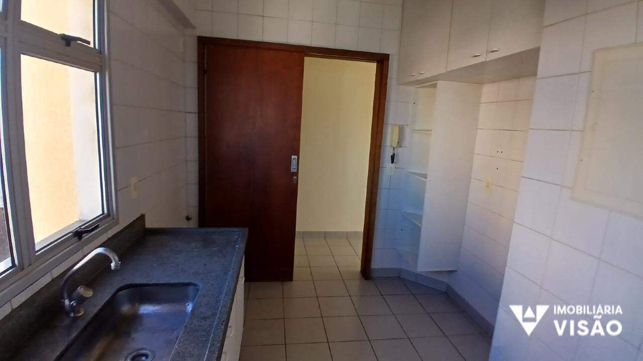 Apartamento para aluguel no Centro: 