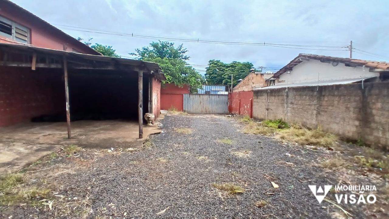 Galpão para aluguel no Mercês: 