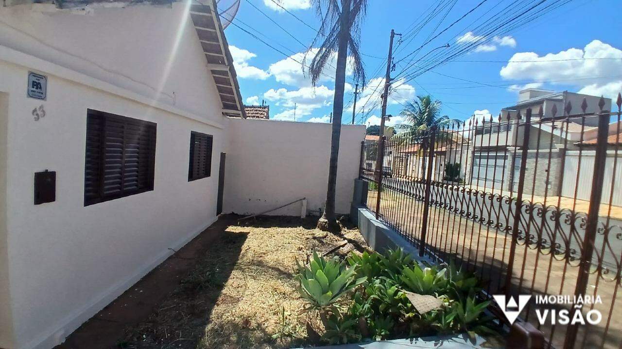 Casa para aluguel no Quinta Boa Esperança: 