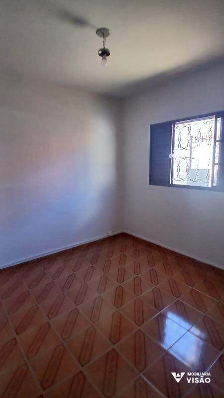 Casa para aluguel no Quinta Boa Esperança: 