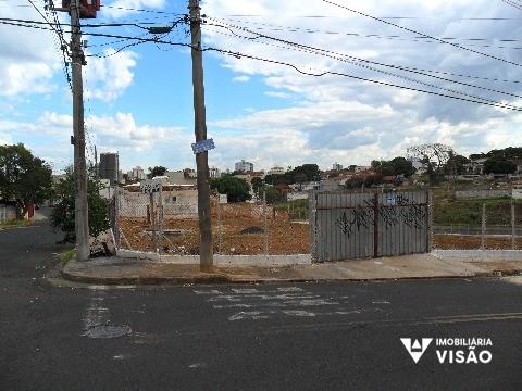 Terreno à venda no Boa Vista: 