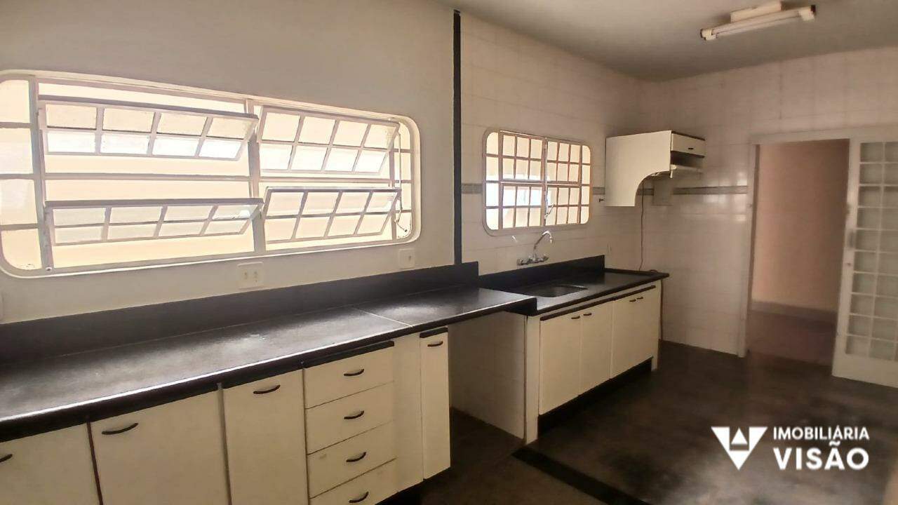 Casa para aluguel no Santa Marta: 