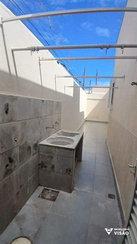 Casa para aluguel no Santa Marta: 