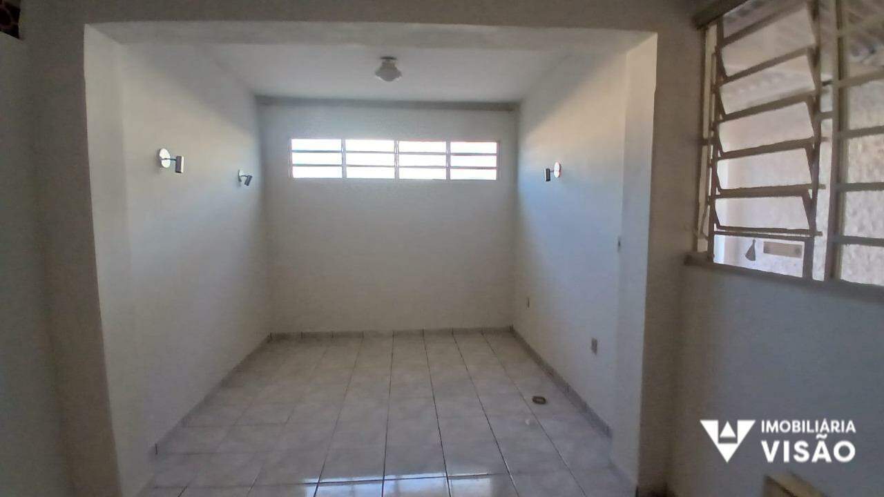 Casa para aluguel no ABADIA: 