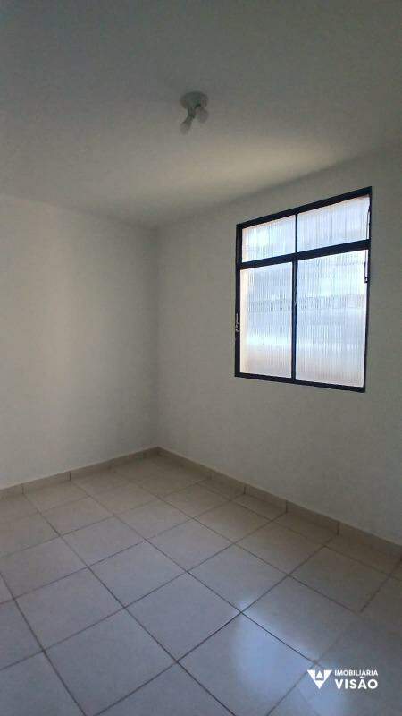 Casa para aluguel no Conjunto Frei Eugênio: 