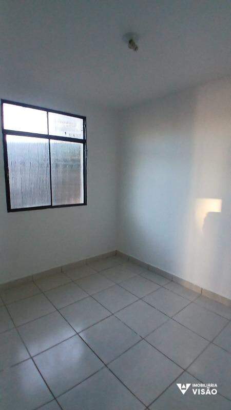 Casa para aluguel no Conjunto Frei Eugênio: 