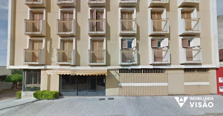Apartamento Triplex à venda no Mercês: 