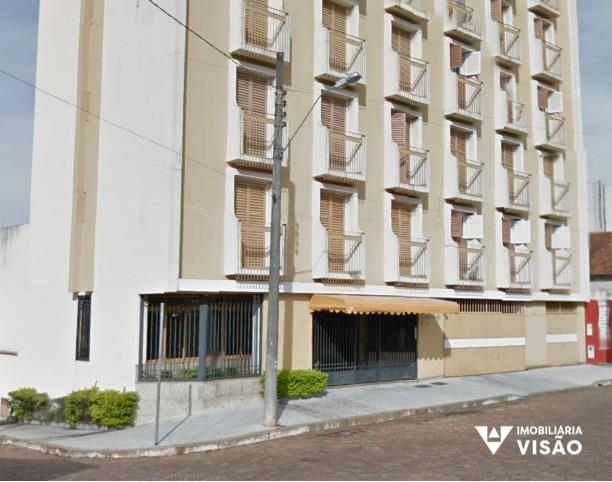 Apartamento Triplex à venda no Mercês: 