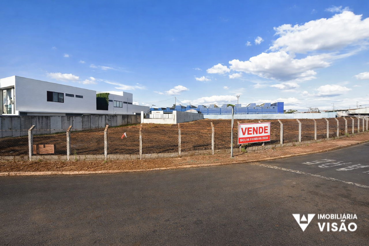 Terreno à venda no São Benedito: 