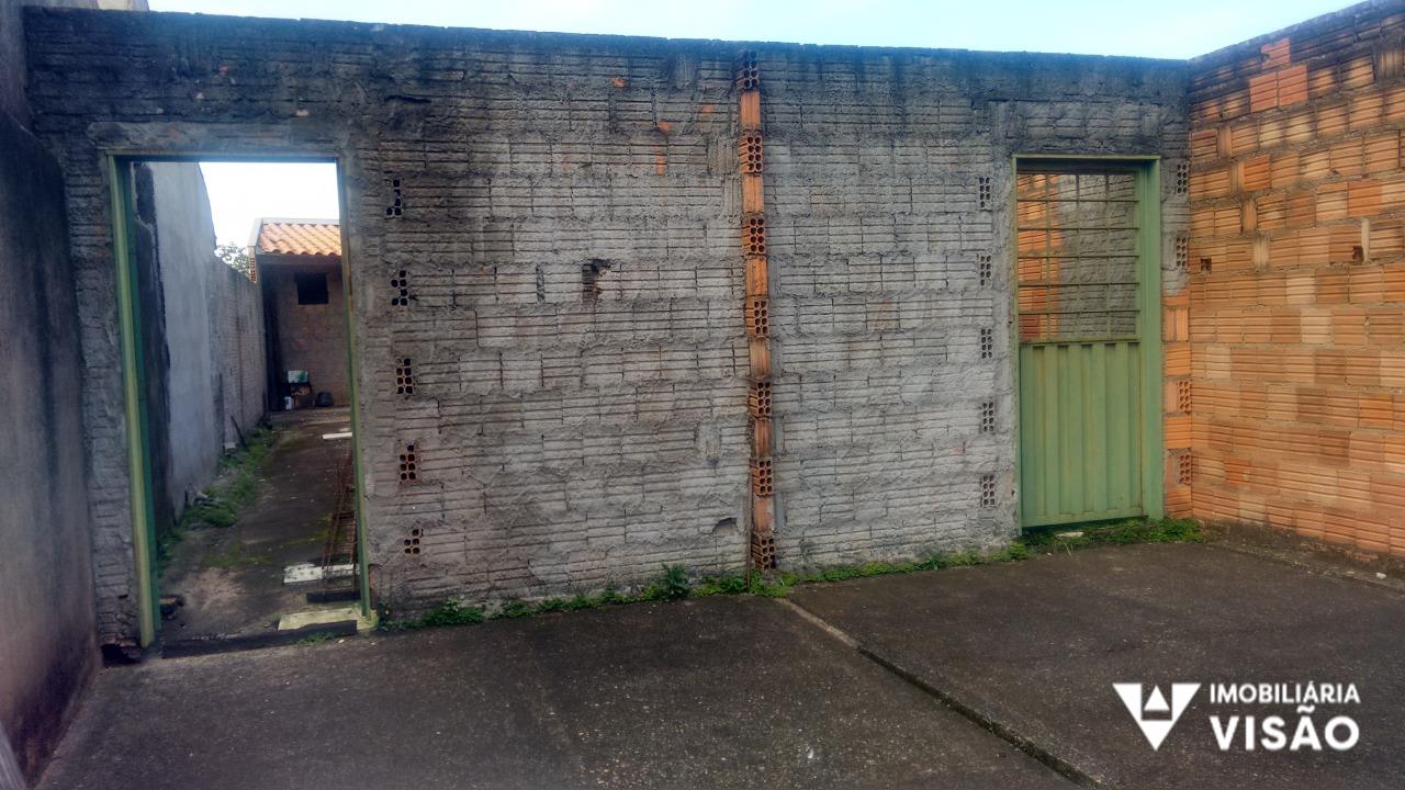 Casa à venda no Amoroso Costa: 