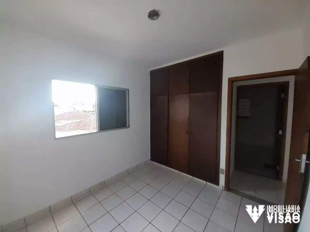 Apartamento à venda no Mercês: 