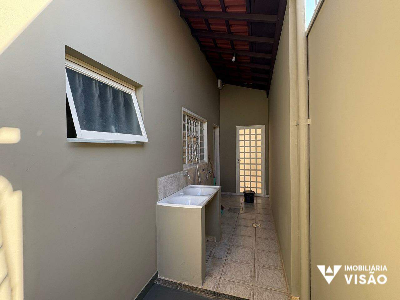 Casa à venda no MANOEL MENDES: 