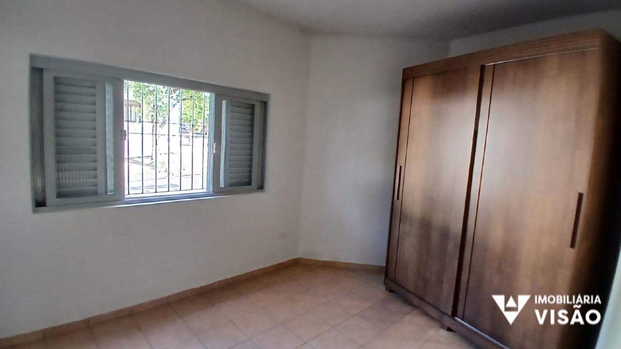 Casa para aluguel no Mercês: 