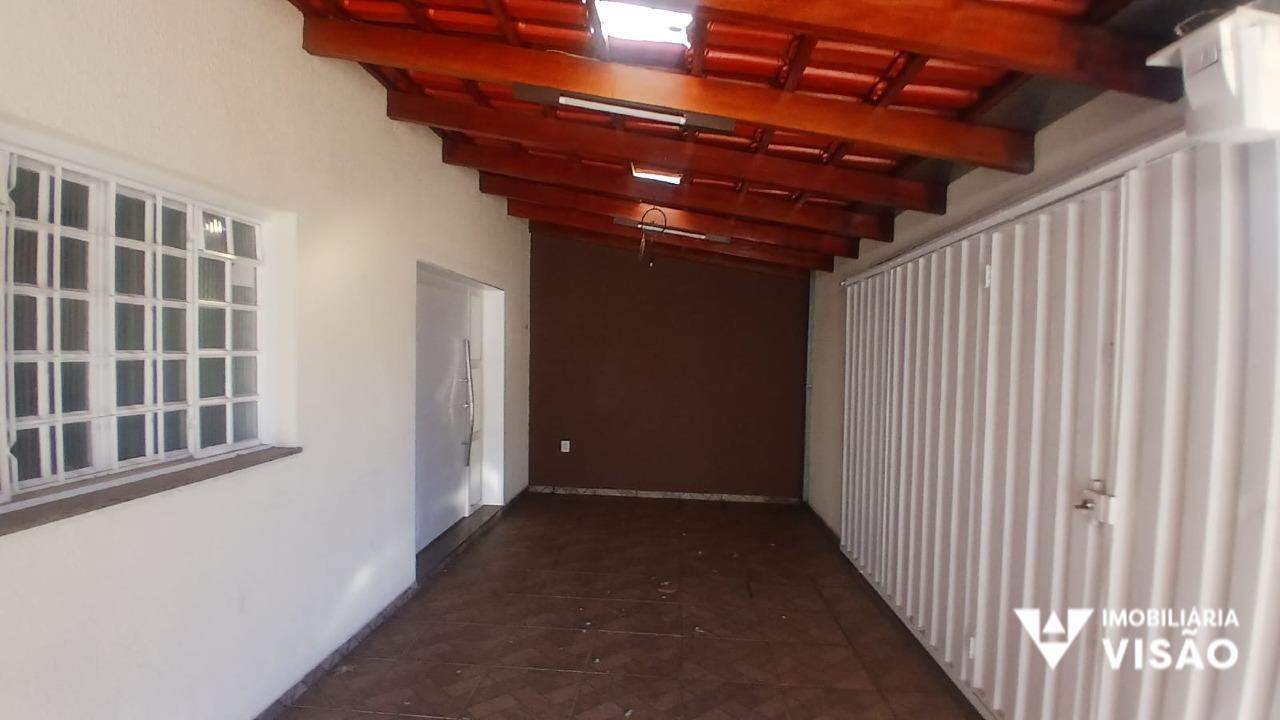 Casa para aluguel no Parque das Américas: 