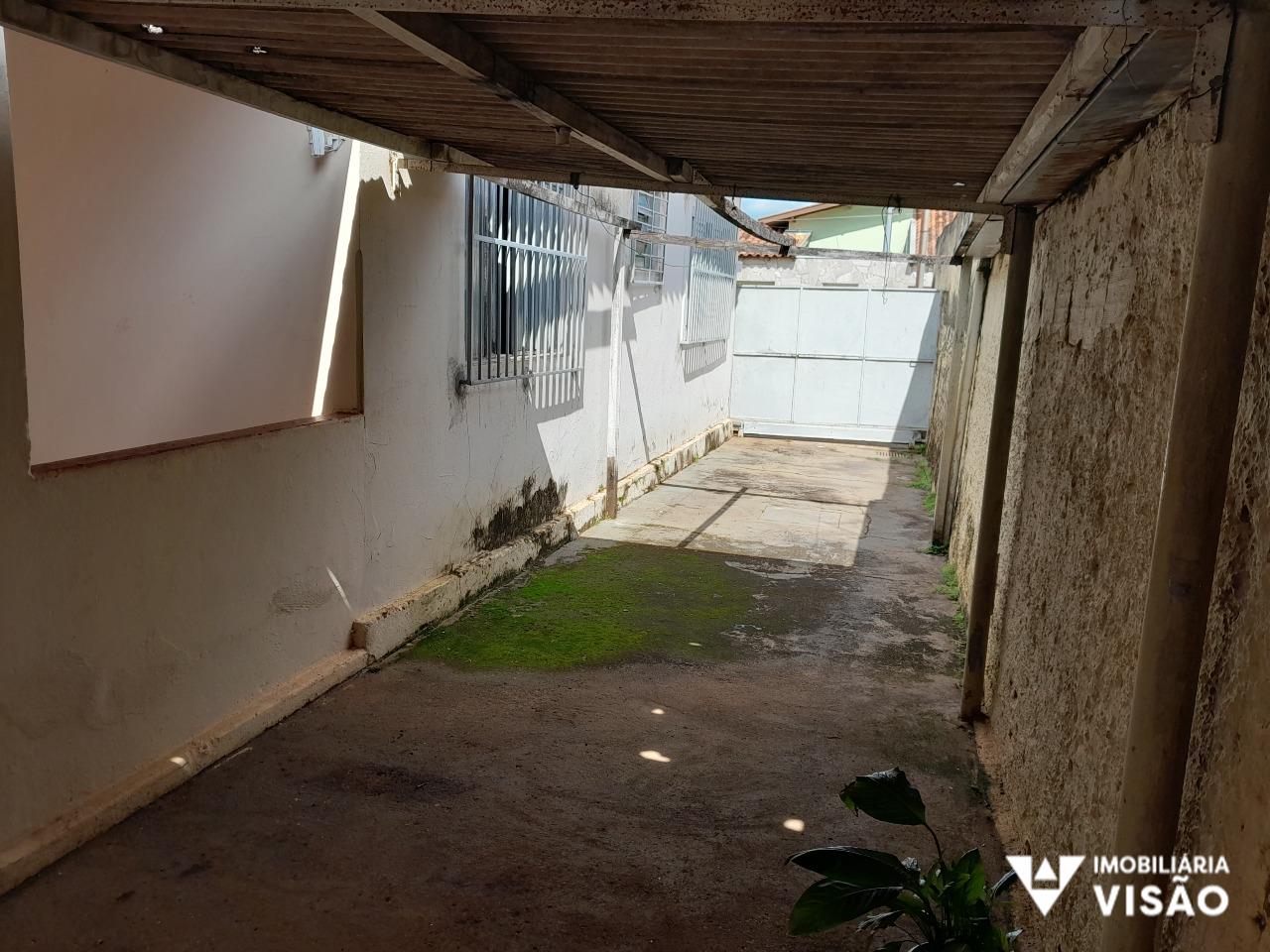 Casa à venda no Fabrício: 