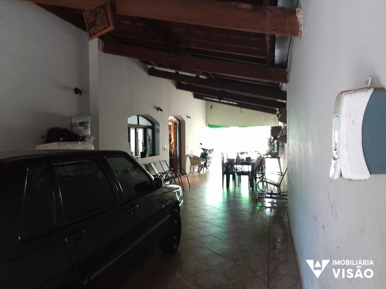 Casa à venda no Lourdes: 