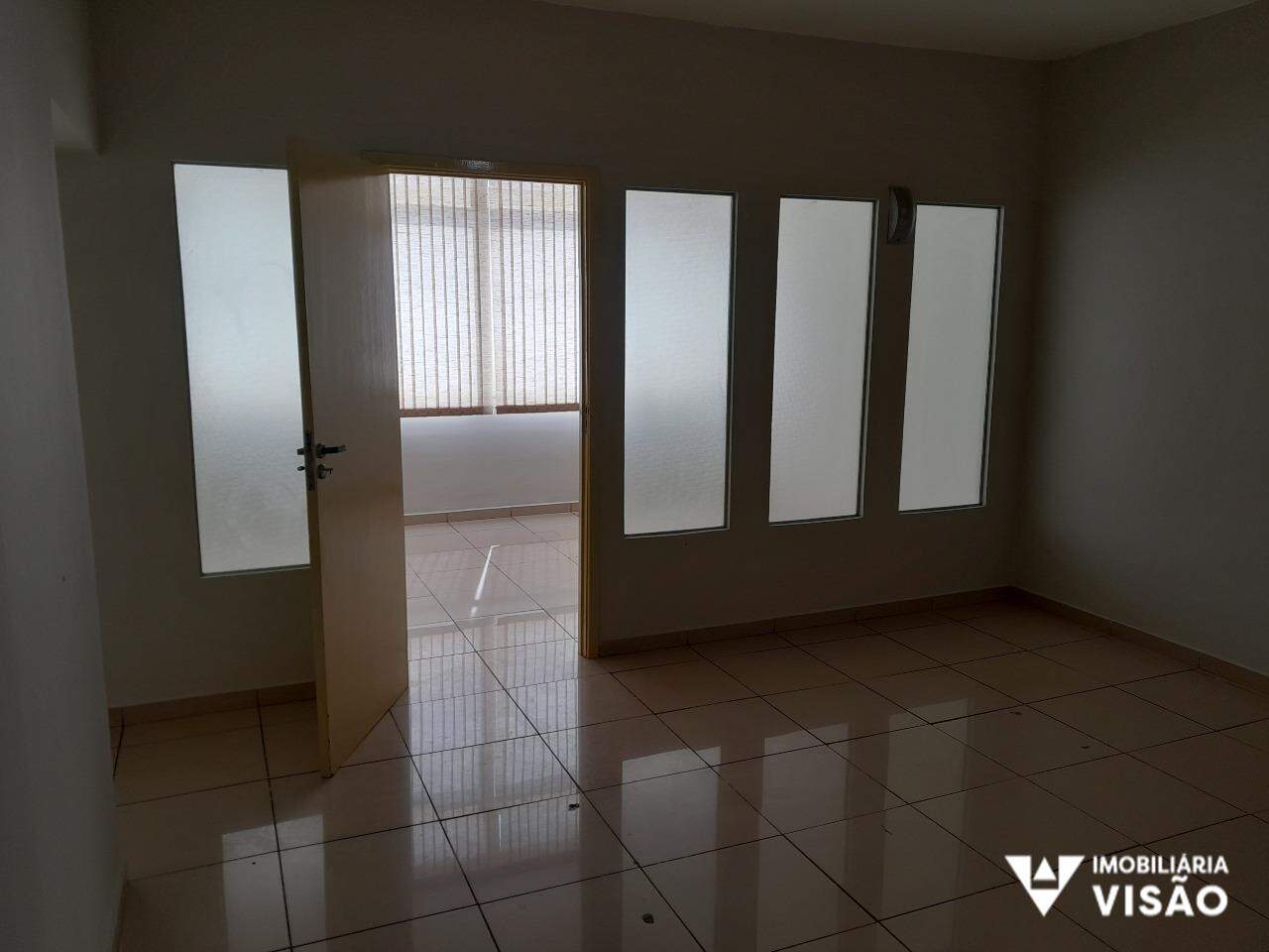 Sala para aluguel no Centro: 