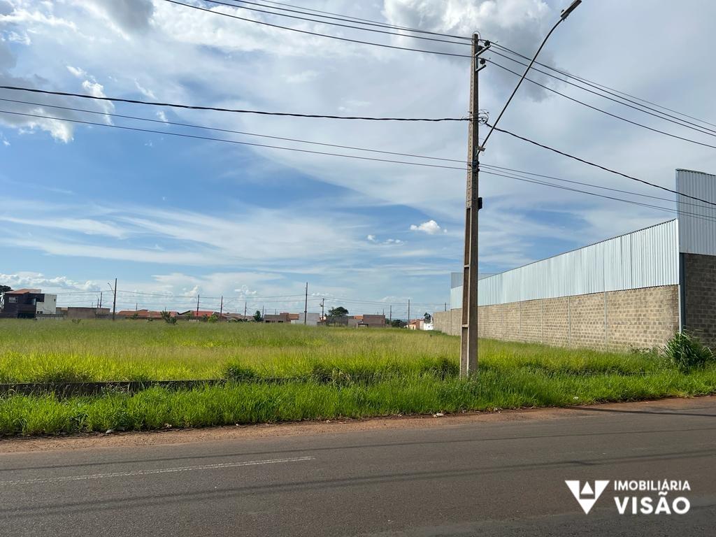 Terreno à venda no Jardim Espanha: 