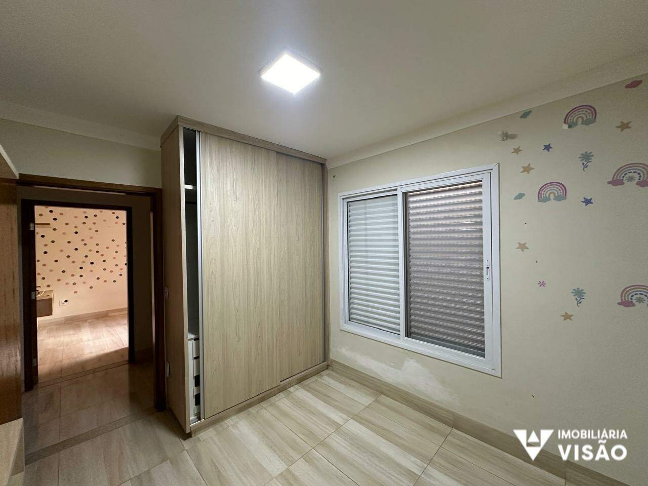Casa à venda no PARQUE DAS LARANJEIRAS: 