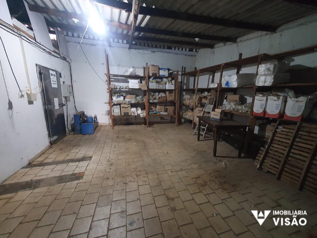 Galpão à venda no Nossa Senhora da Abadia: 