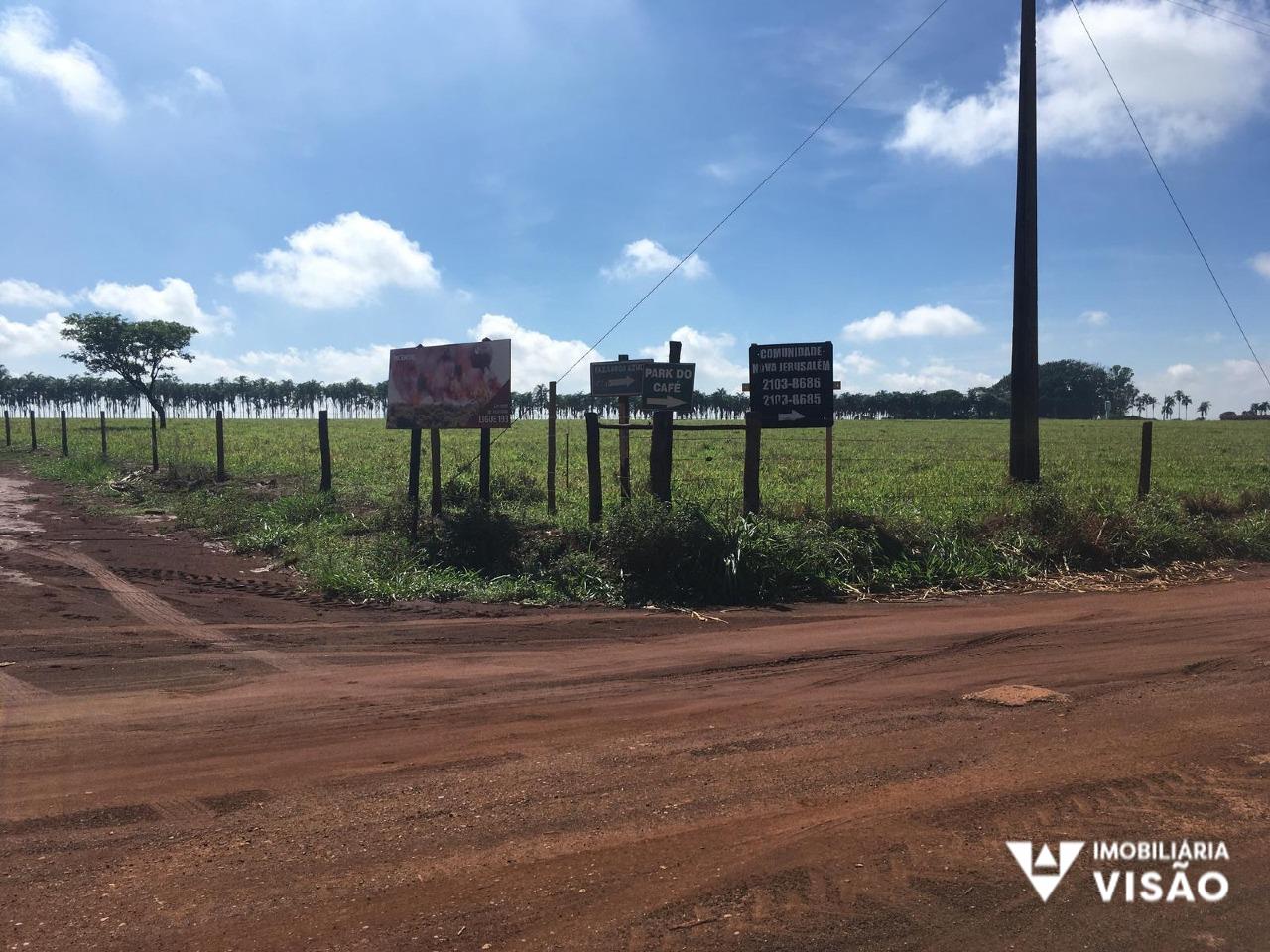 Terreno à venda no Parque do Café: 