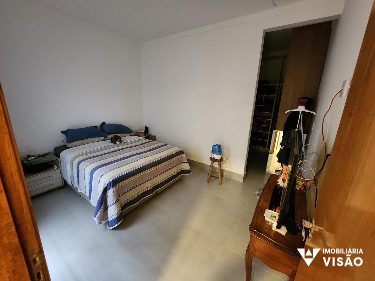 Casa à venda no PARQUE DAS LARANJEIRAS: 