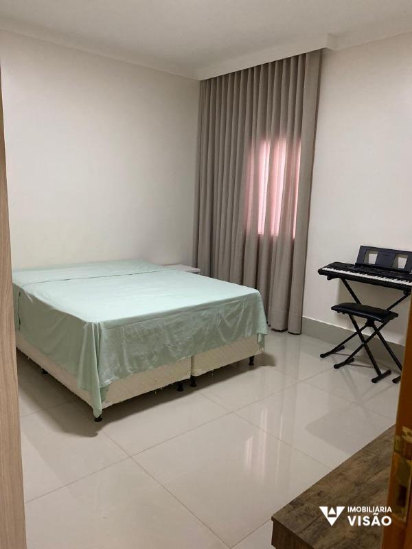 Casa à venda no Parque do Mirante: 